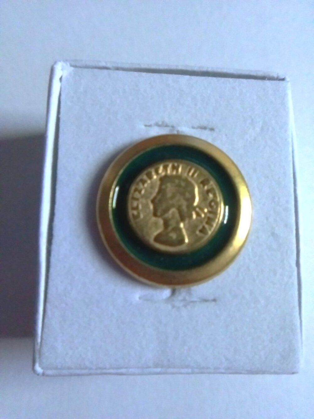 Queen Elizabeth II Regina Vintage Gold-Tone Button